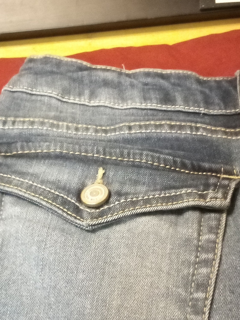 Jeans Subcategory Classification - Picture 2 of 4